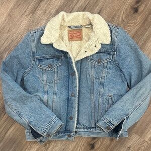 Levi's Light Blue Denim Jacket with Cream Sherpa